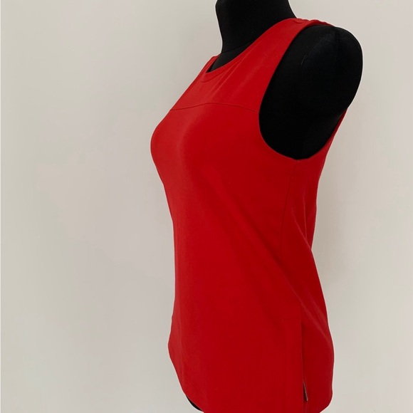 Gap - Picture 2 of 5